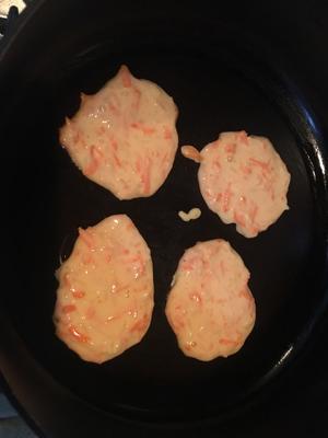 宝宝辅食：胡萝卜冬瓜鸡蛋饼的做法 步骤2
