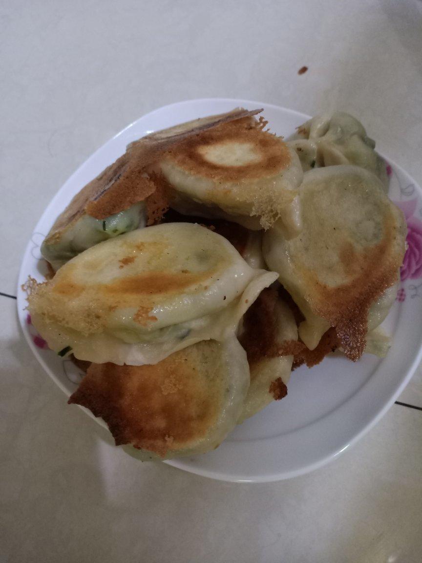 水煎包，山东叫炉包，电饼铛