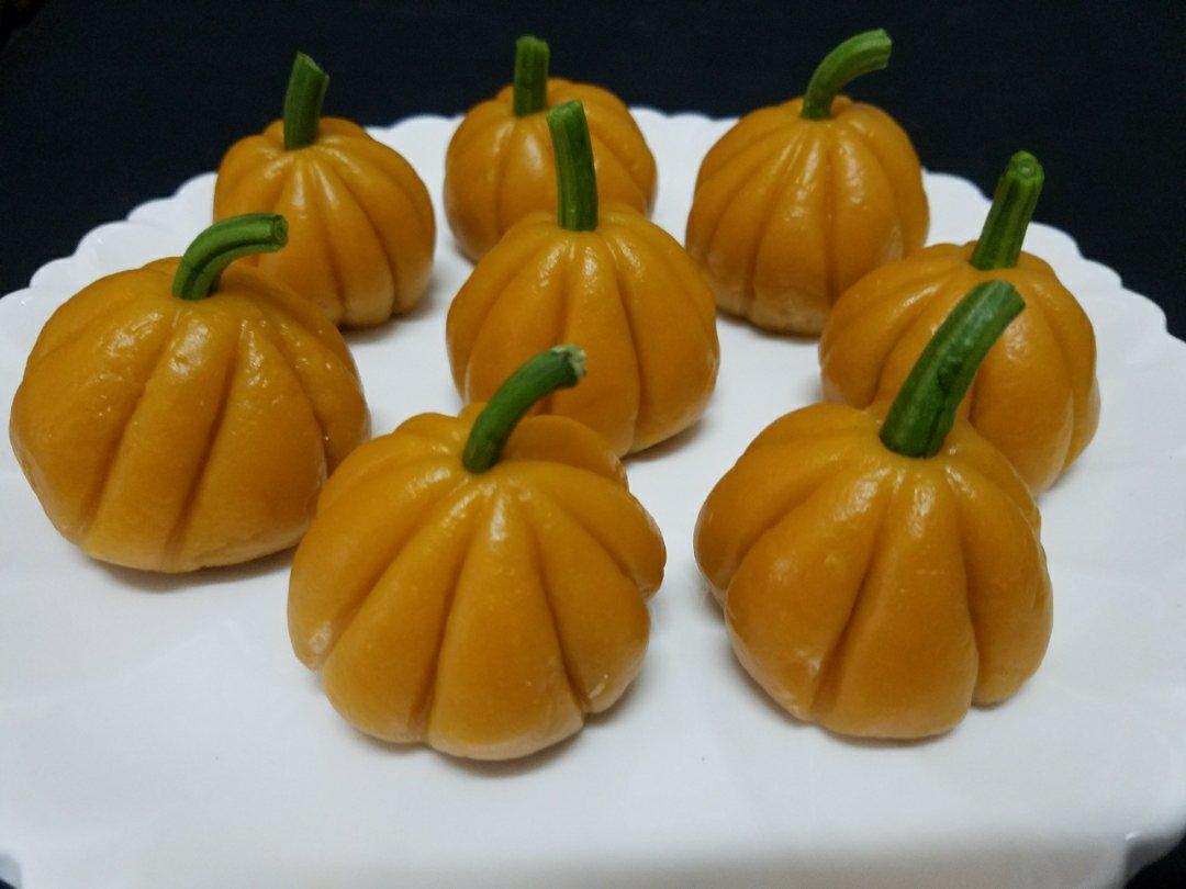 南瓜只会蒸着吃？教你一招学会之后可以开店了