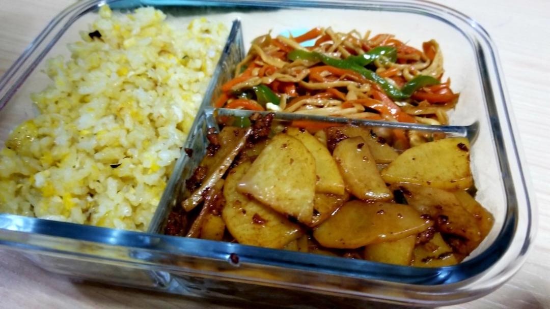 土豆片炒肉