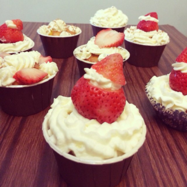 清新莓果奶油cupcake