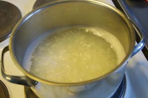 野菇玉米大虾粥的做法 步骤1