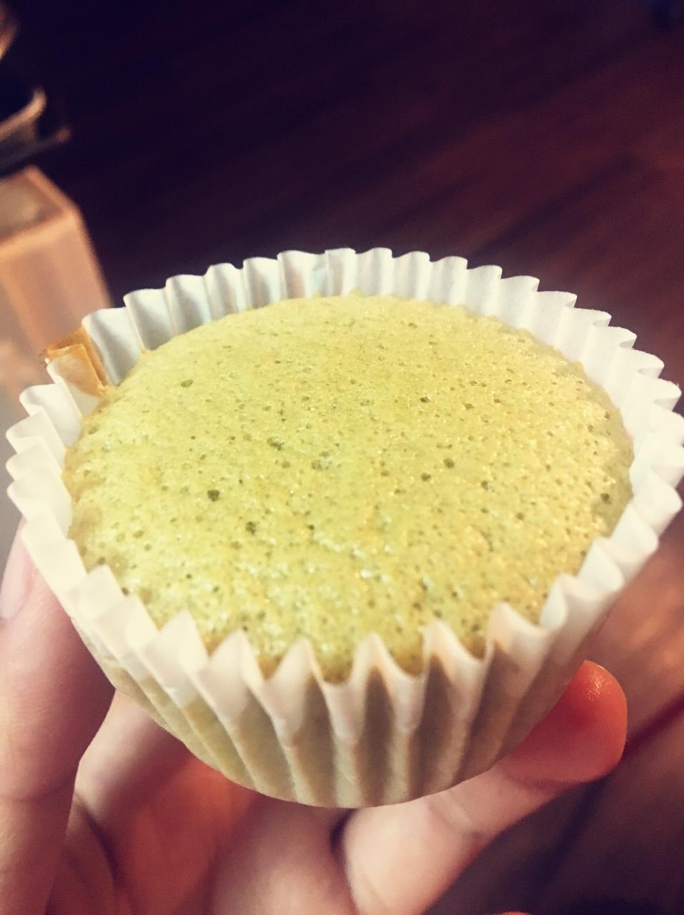 软绵绵的纸杯蛋糕