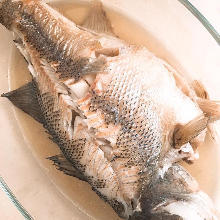 清蒸鲈鱼