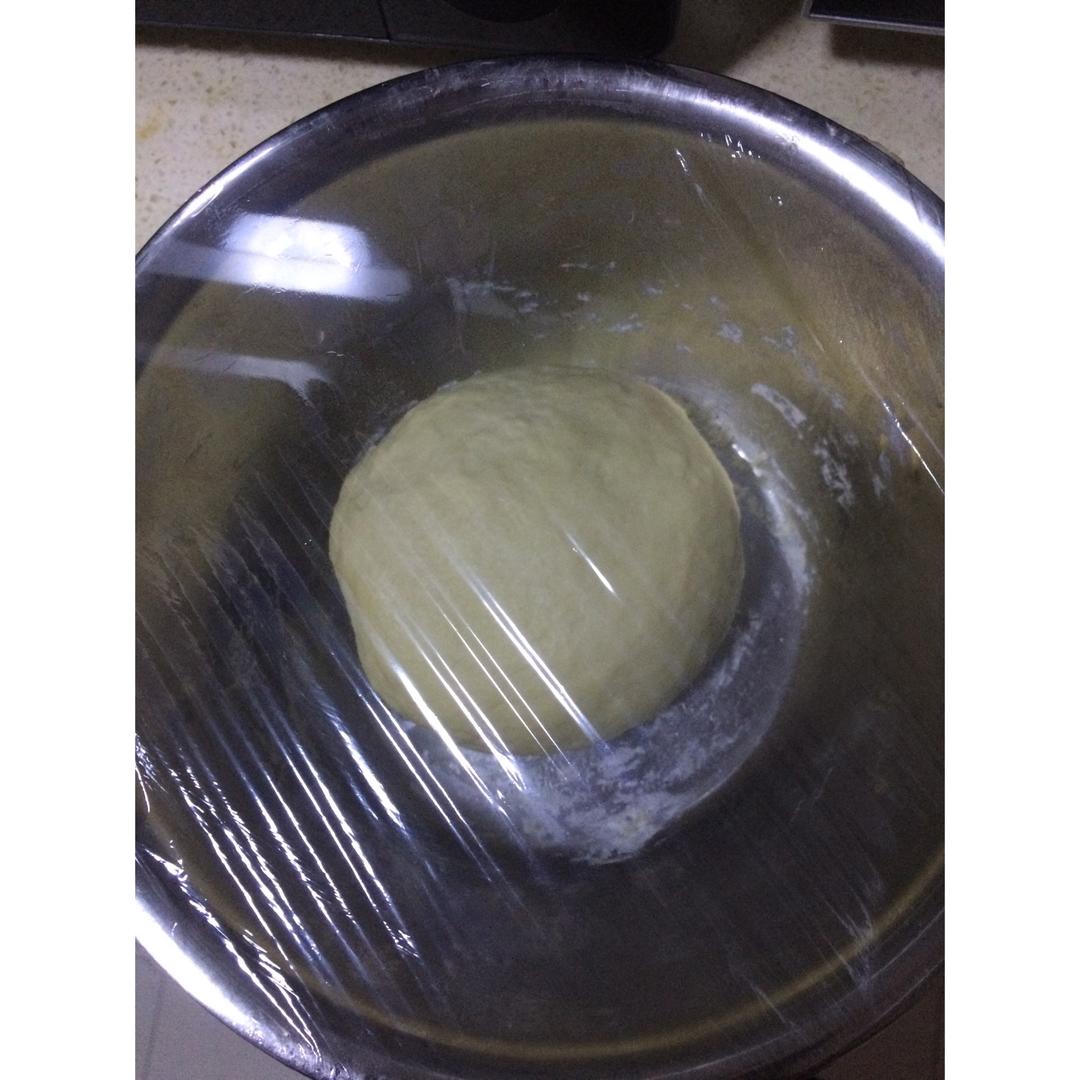 黄油面包卷