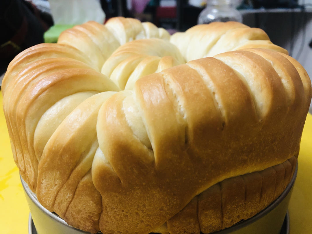 【网红毛线球面包】｜咸蛋黄肉松馅