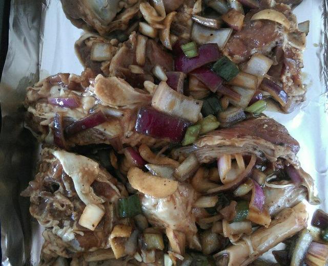 烤带骨羊肉的做法