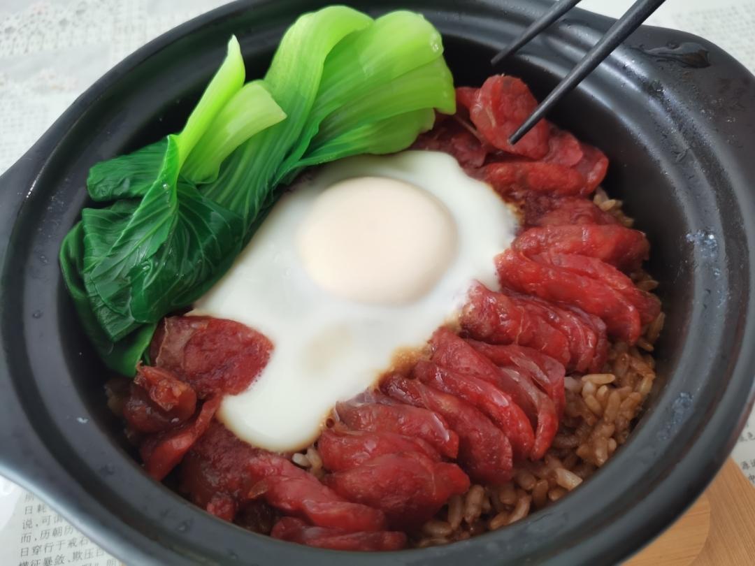 简单美味煲仔饭