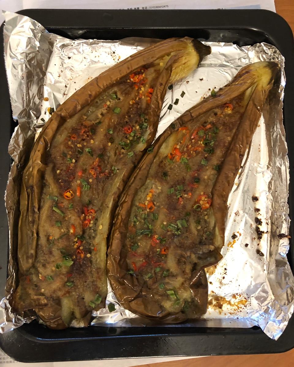 CC招牌菜销魂烤茄子，百吃不厌！