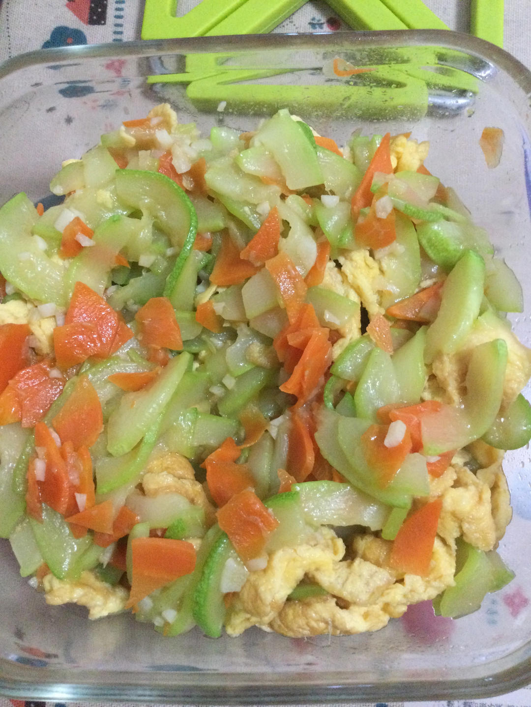 西葫芦炒鸡蛋