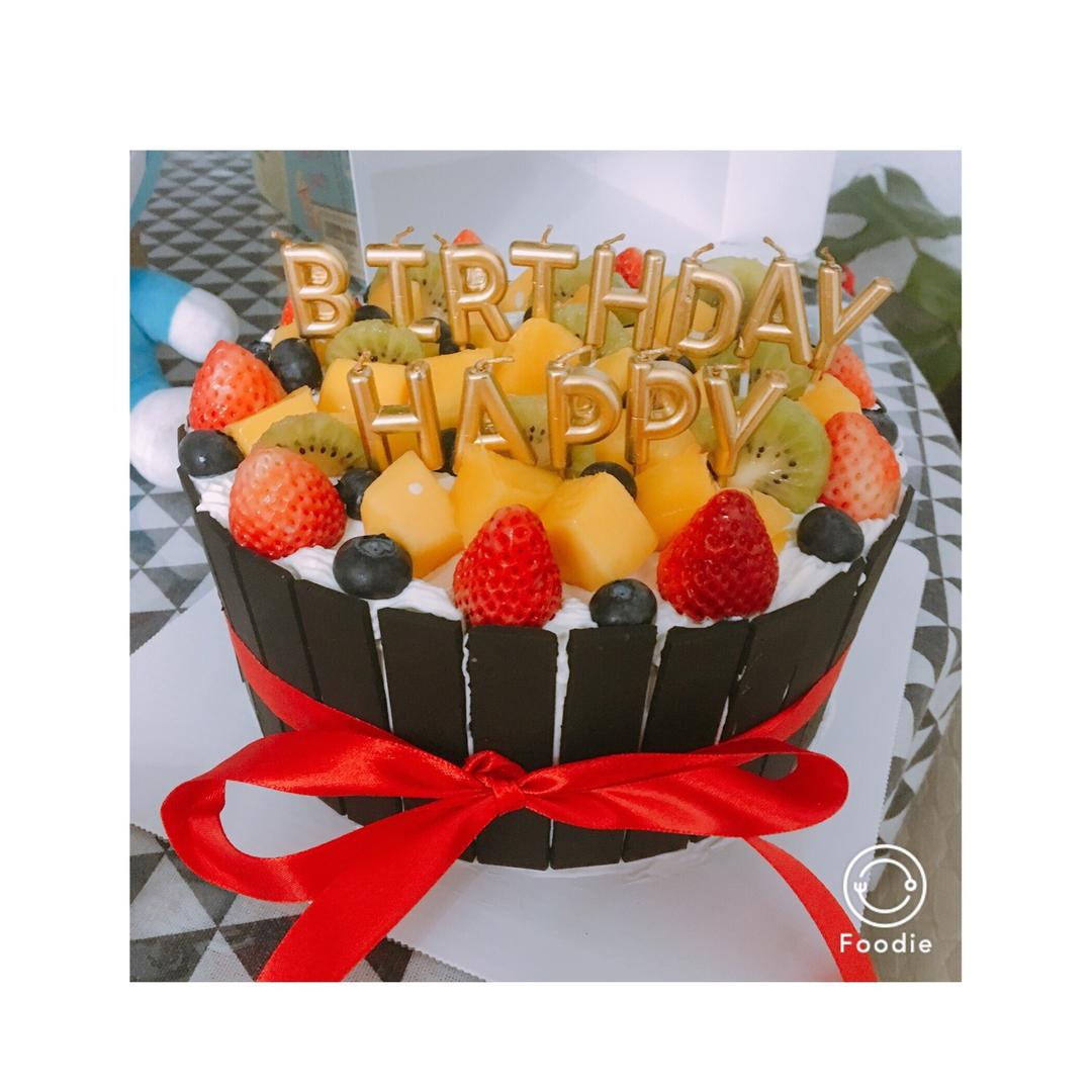 生日蛋糕教程【威化饼干围边】