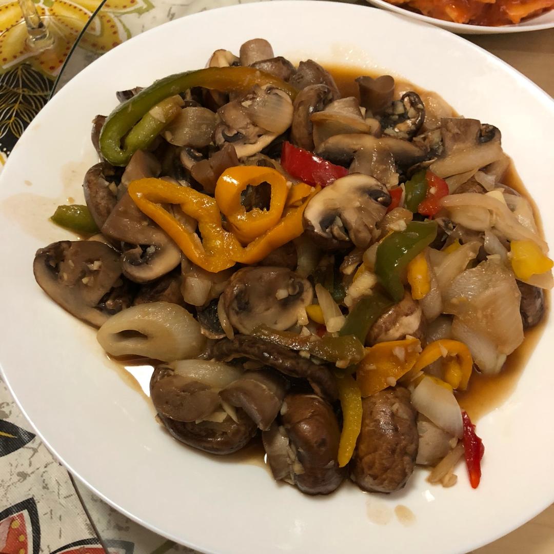 蘑菇炒瓜片