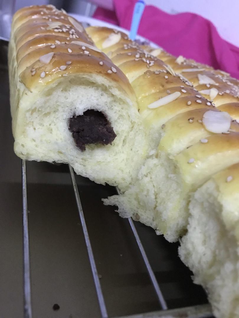 超松软的毛毛虫餐包（一次发酵）