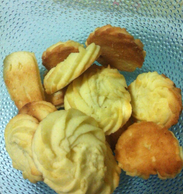 多种口味曲奇（香草、巧克力、抹茶）