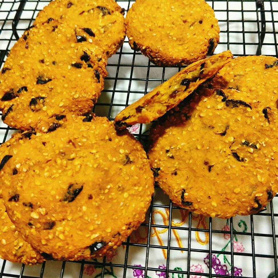 可以减肥的饼干——红薯燕麦葡萄干软饼