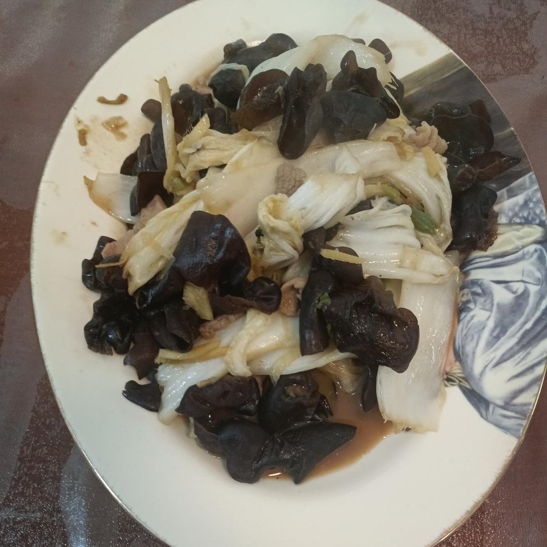 白菜炒木耳