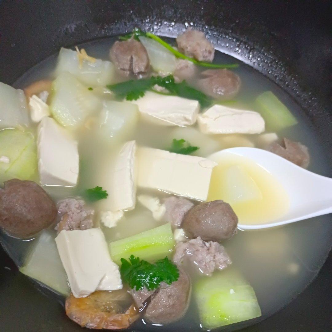 节瓜豆腐虾仁汤