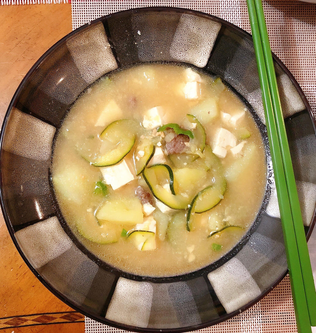 牛肉大酱汤（家庭版）