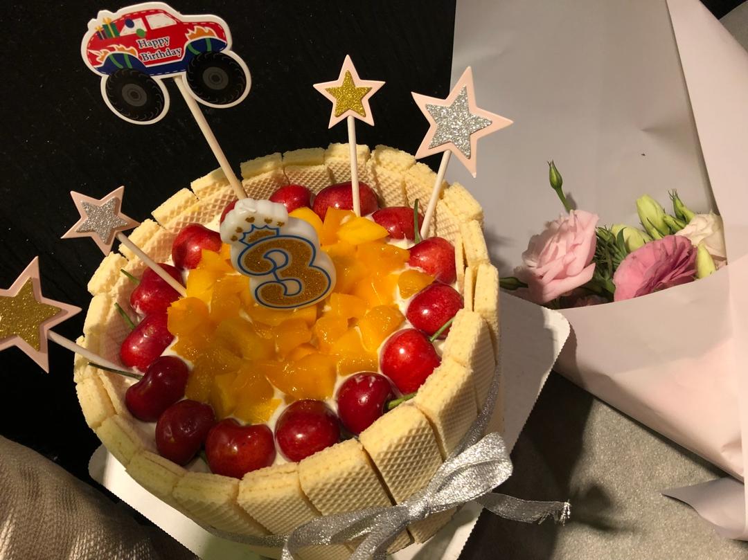生日蛋糕教程【威化饼干围边】