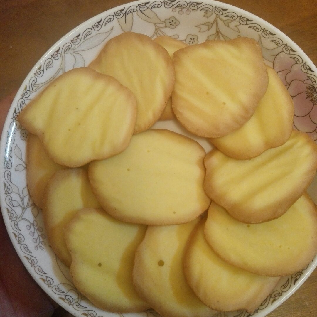蛋黄小西饼（烤箱做饼干，简单又好吃）