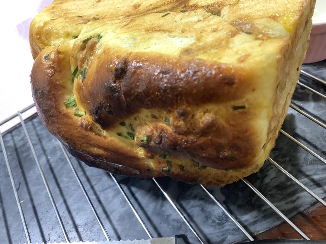 香葱肉松手撕吐司
