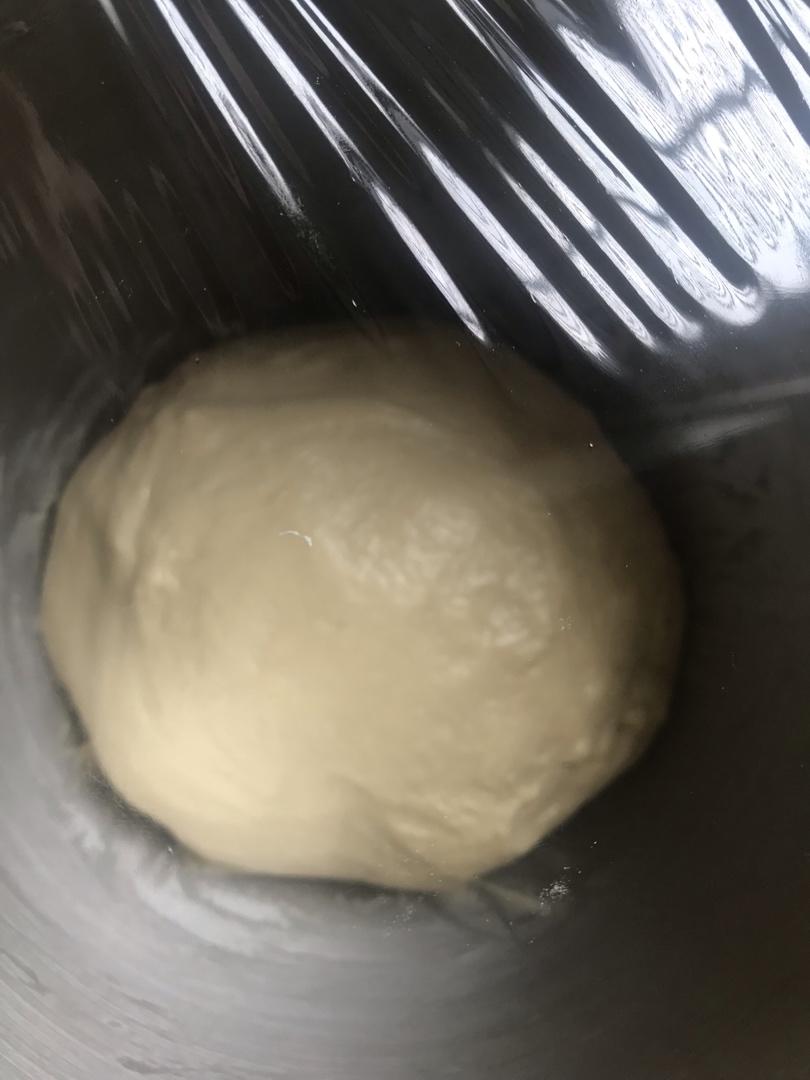 好吃到炸裂的港式菠萝包（附带制作酥皮的小视频）