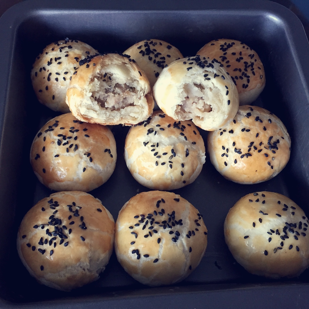 泳式鲜肉榨菜月饼