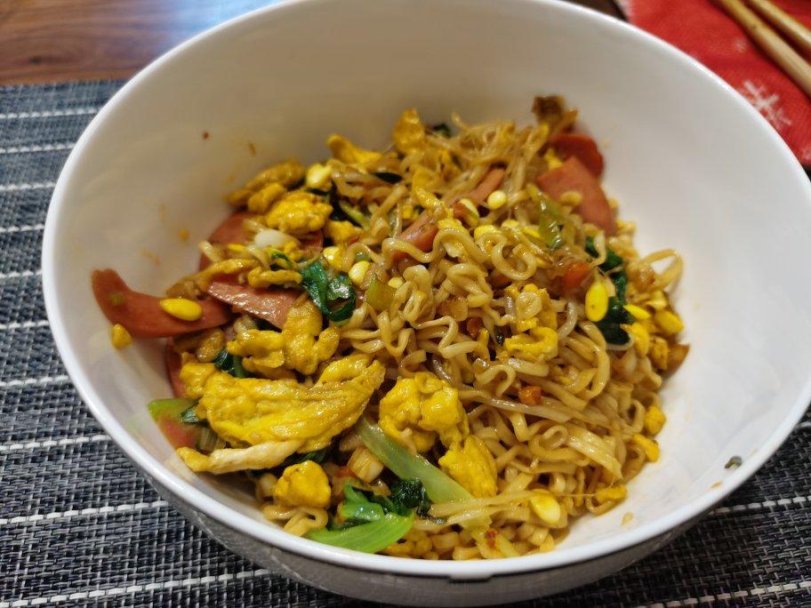 秒杀路边摊的炒方便面