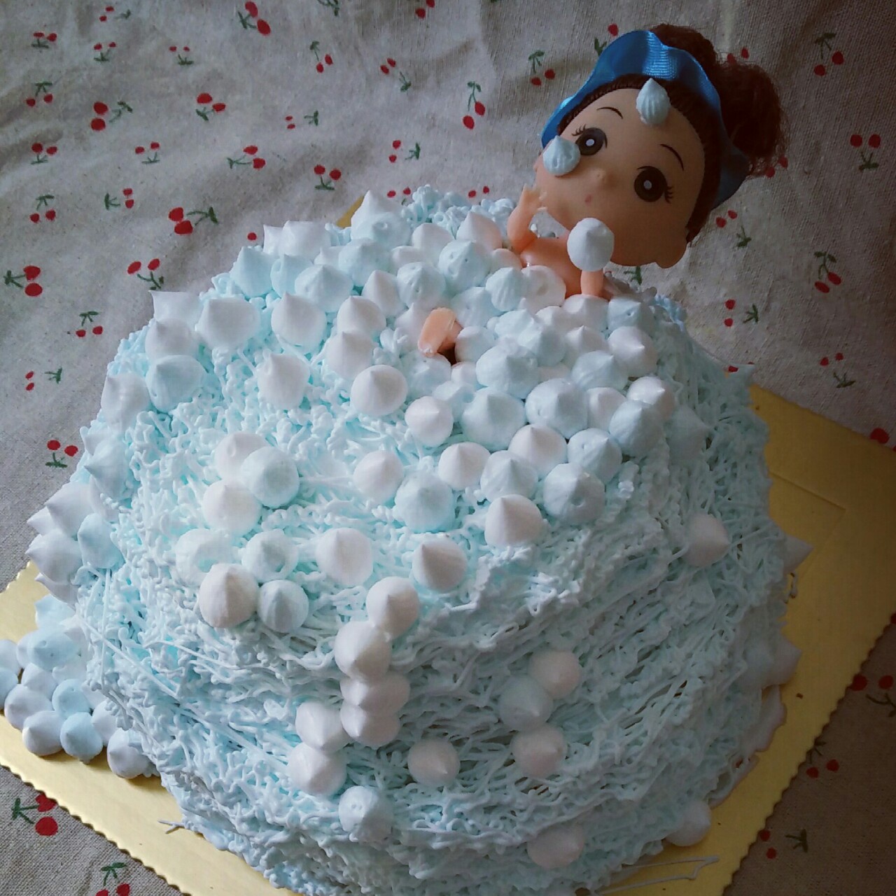 迷糊娃娃泡泡浴蛋糕