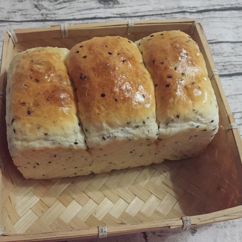 金大旺的黑芝麻吐司