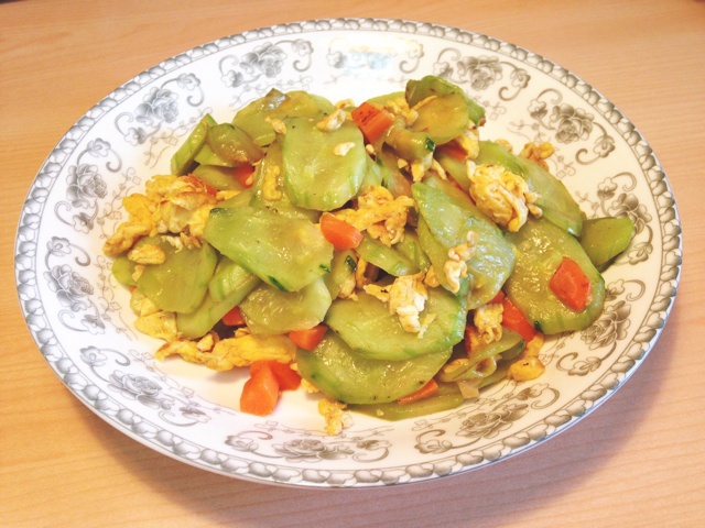 黄瓜炒鸡蛋
