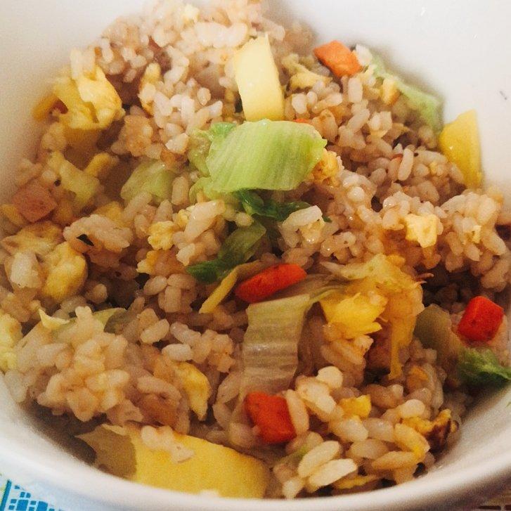 菠萝蛋炒饭
