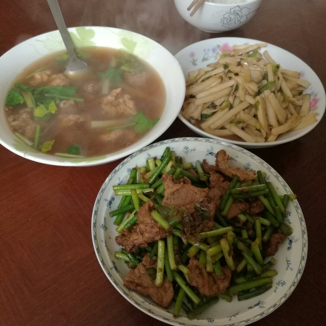 青椒素炒杏鲍菇