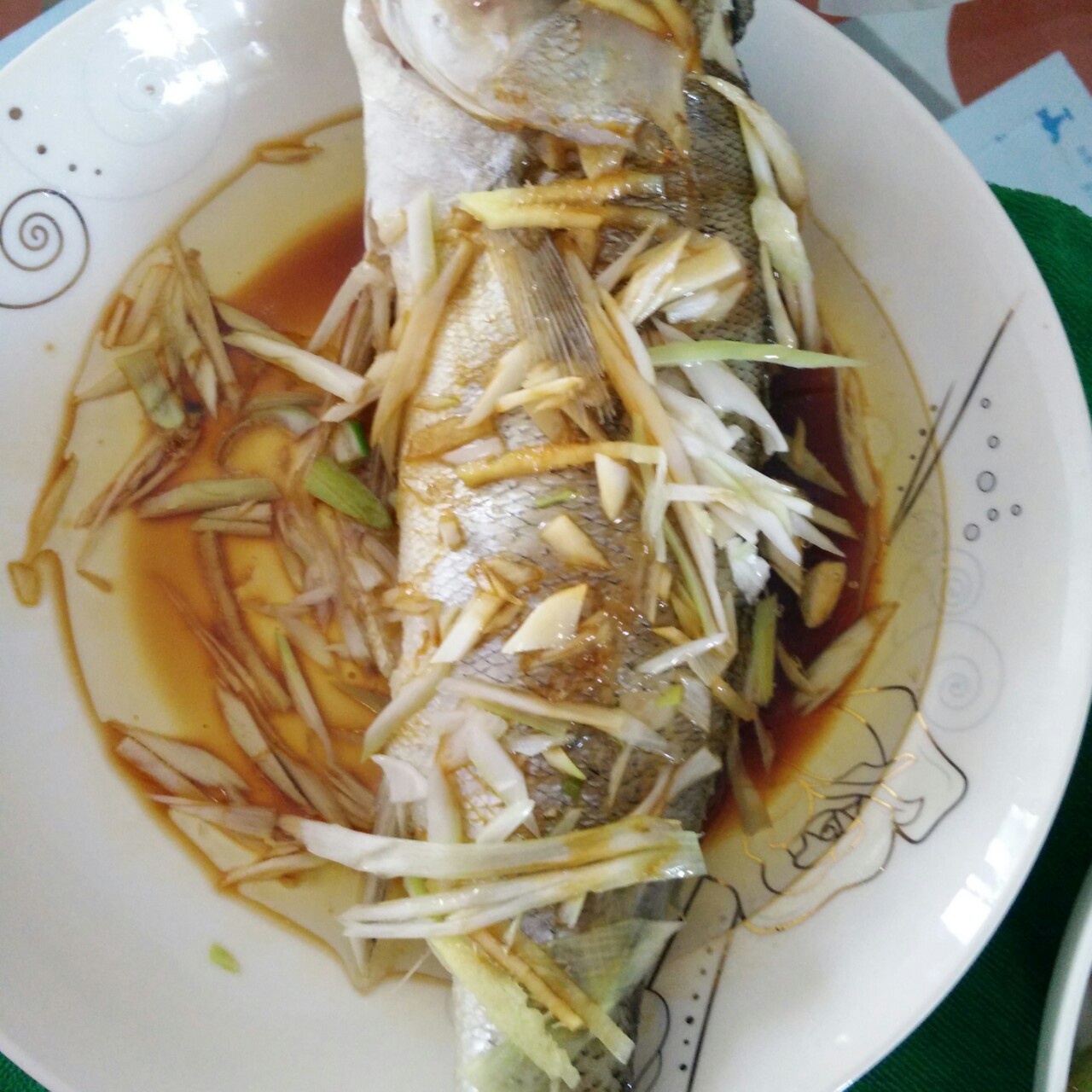 清蒸鲈鱼