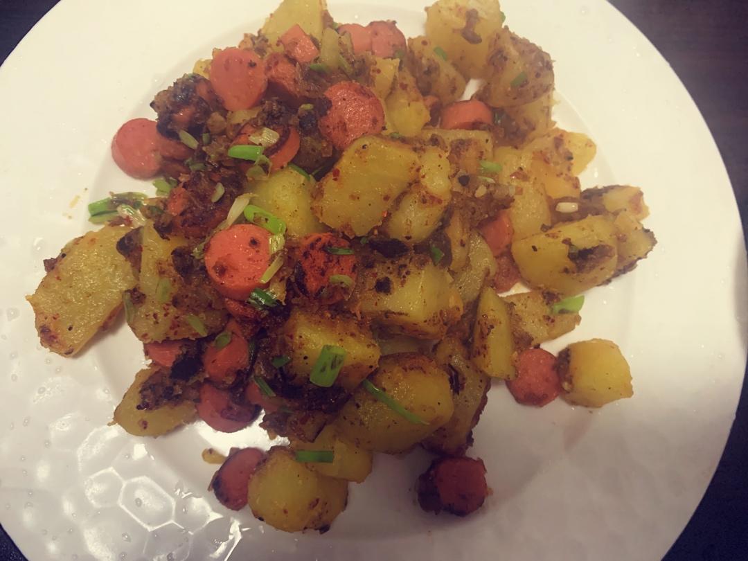 香辣孜然火腿土豆丁