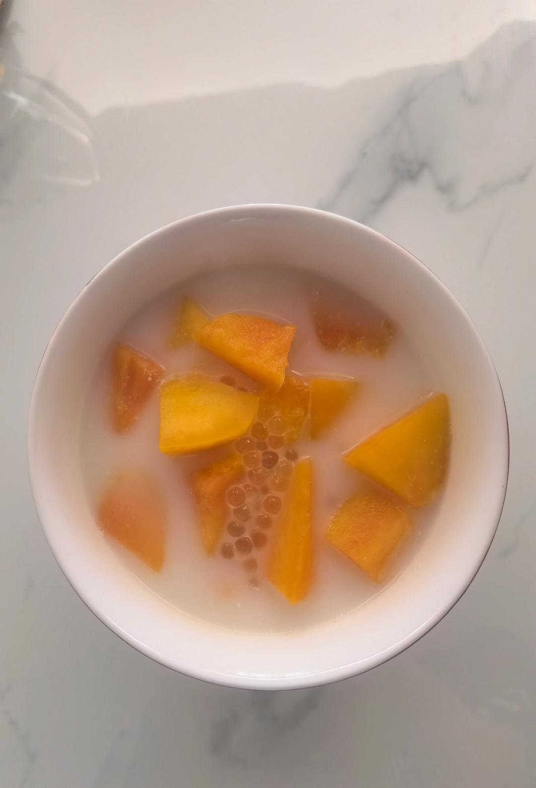 好喝又简单的•木瓜牛奶西米露