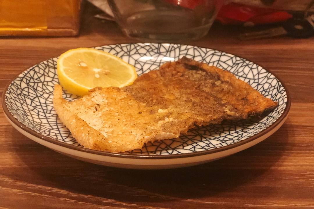 【健康零食】 香香脆脆的烤三文鱼皮