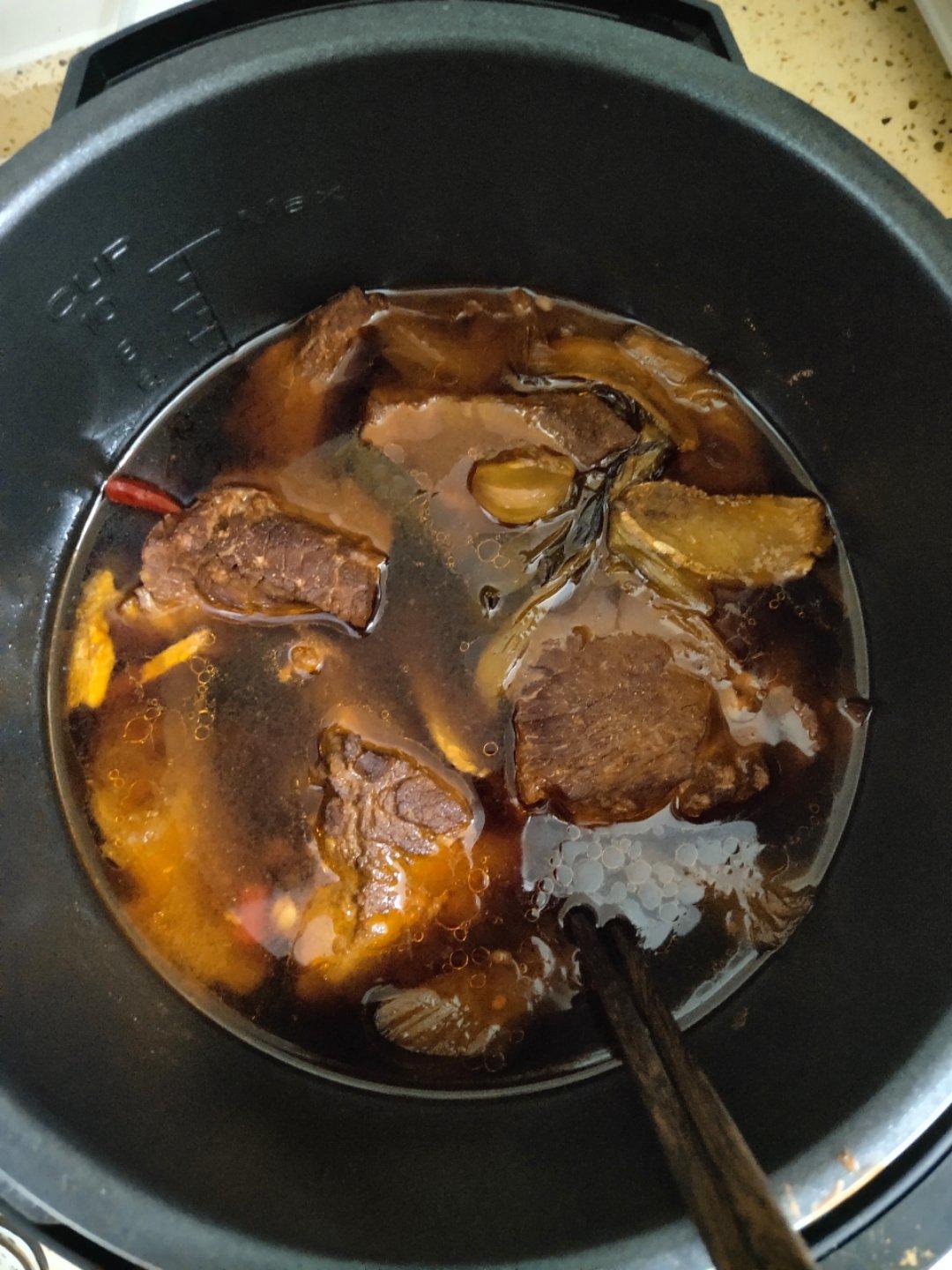 无水高压锅炖牛肉