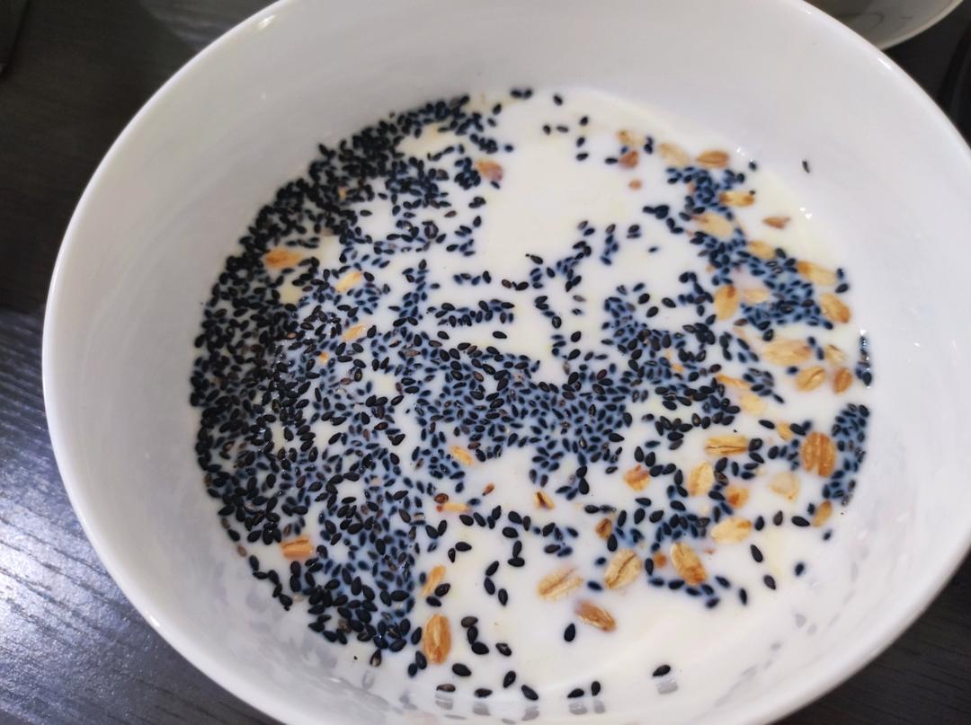 秋冬快手甜品，牛奶鸡蛋醪糟，好喝到词穷