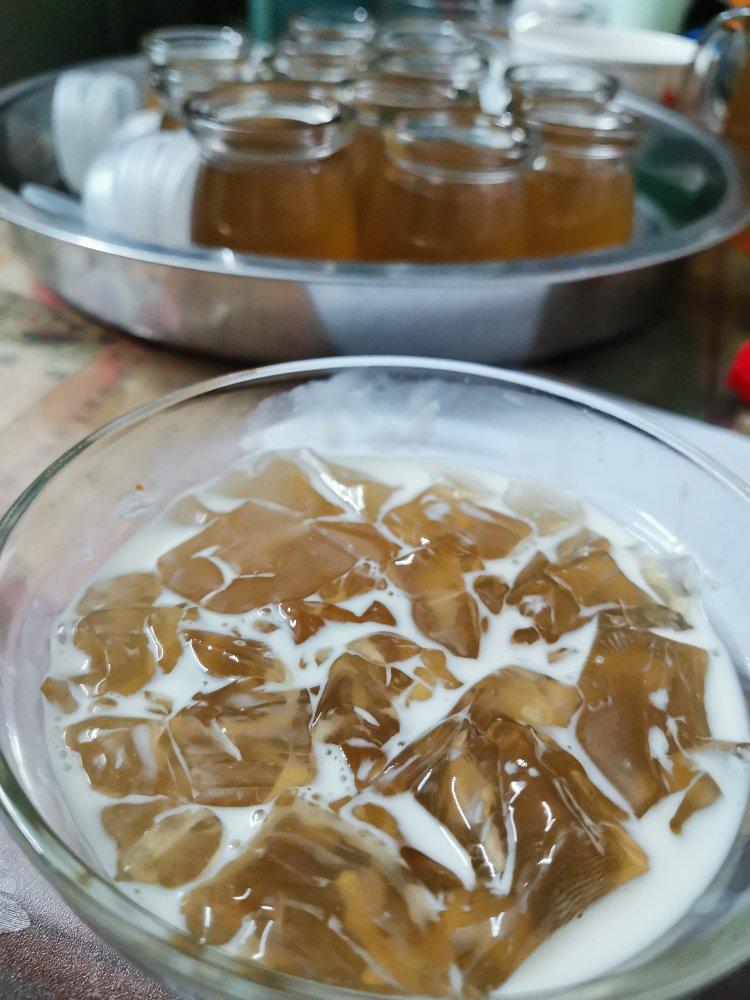 网红海底椰雪梨膏