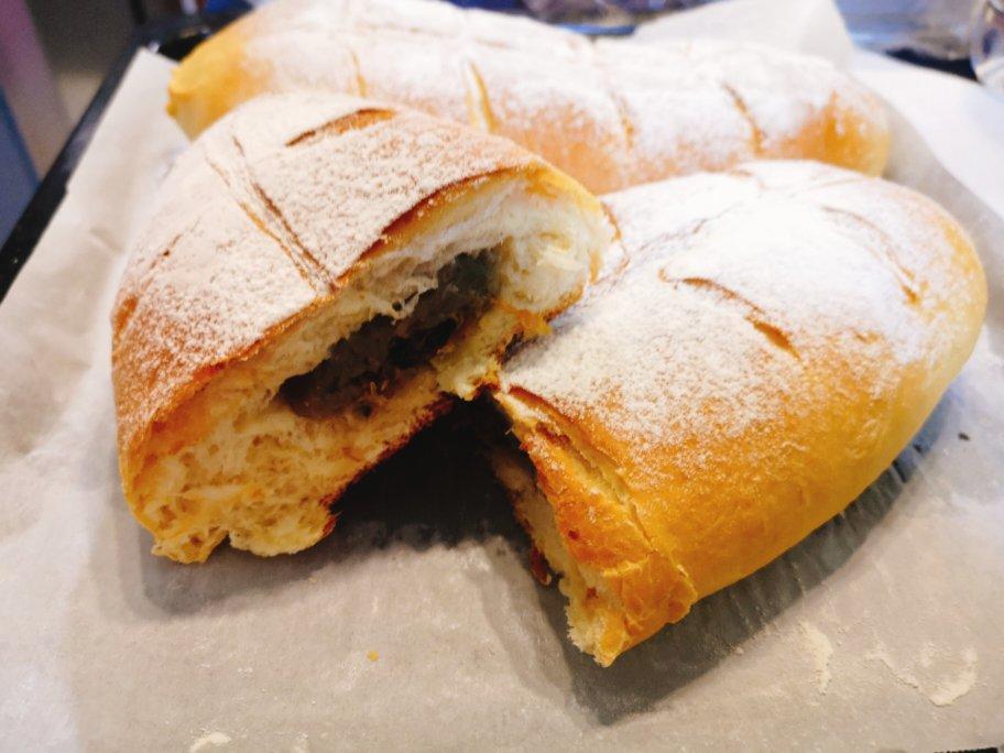 一颗蛋挞做的芋泥肉松面包(芋见肉松)