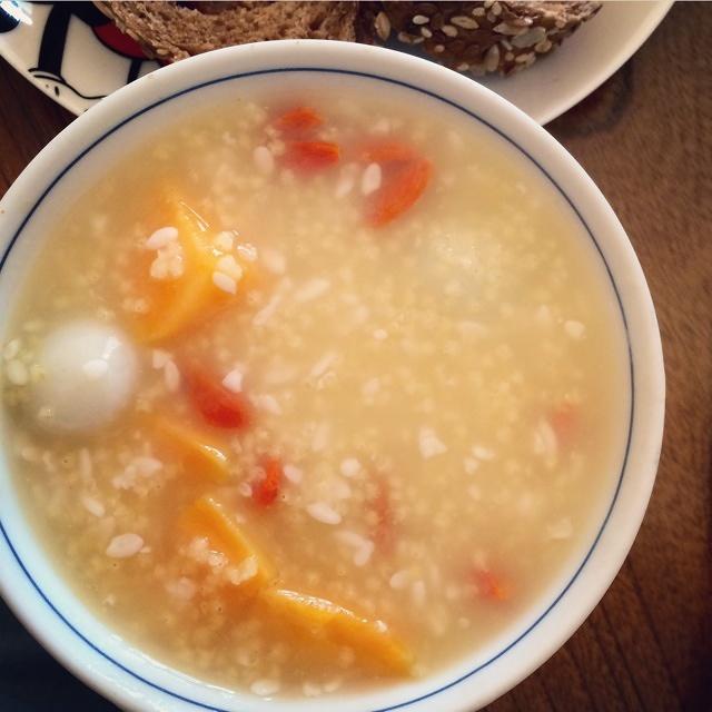 山芋酒酿小米粥