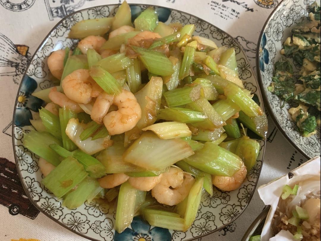 西芹炒虾仁