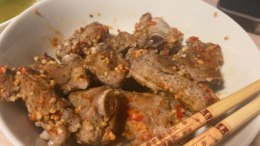 蒜香排骨（先蒸后炸版）