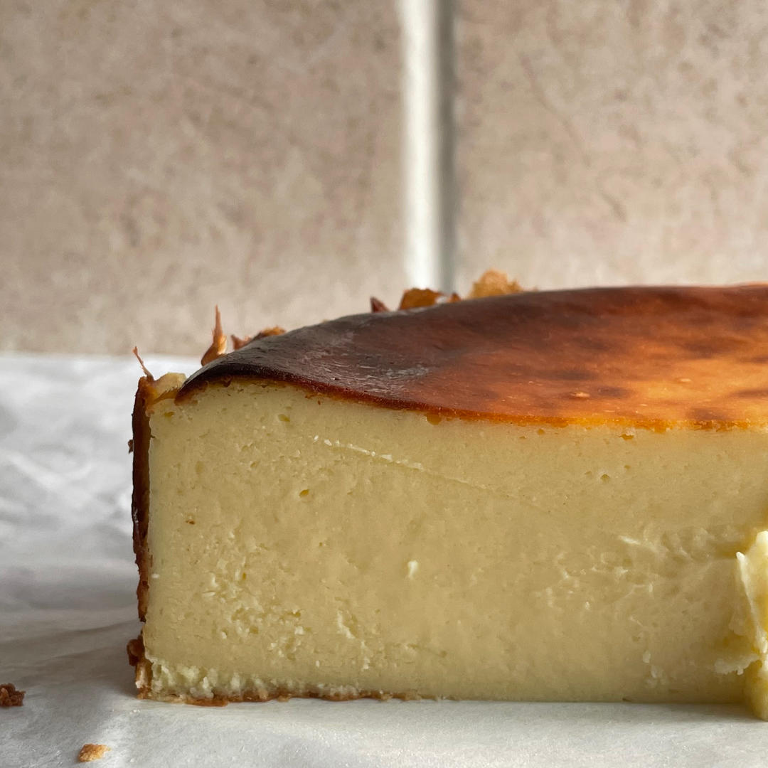 快手的网红basque cheesecake巴斯克焦芝士蛋糕