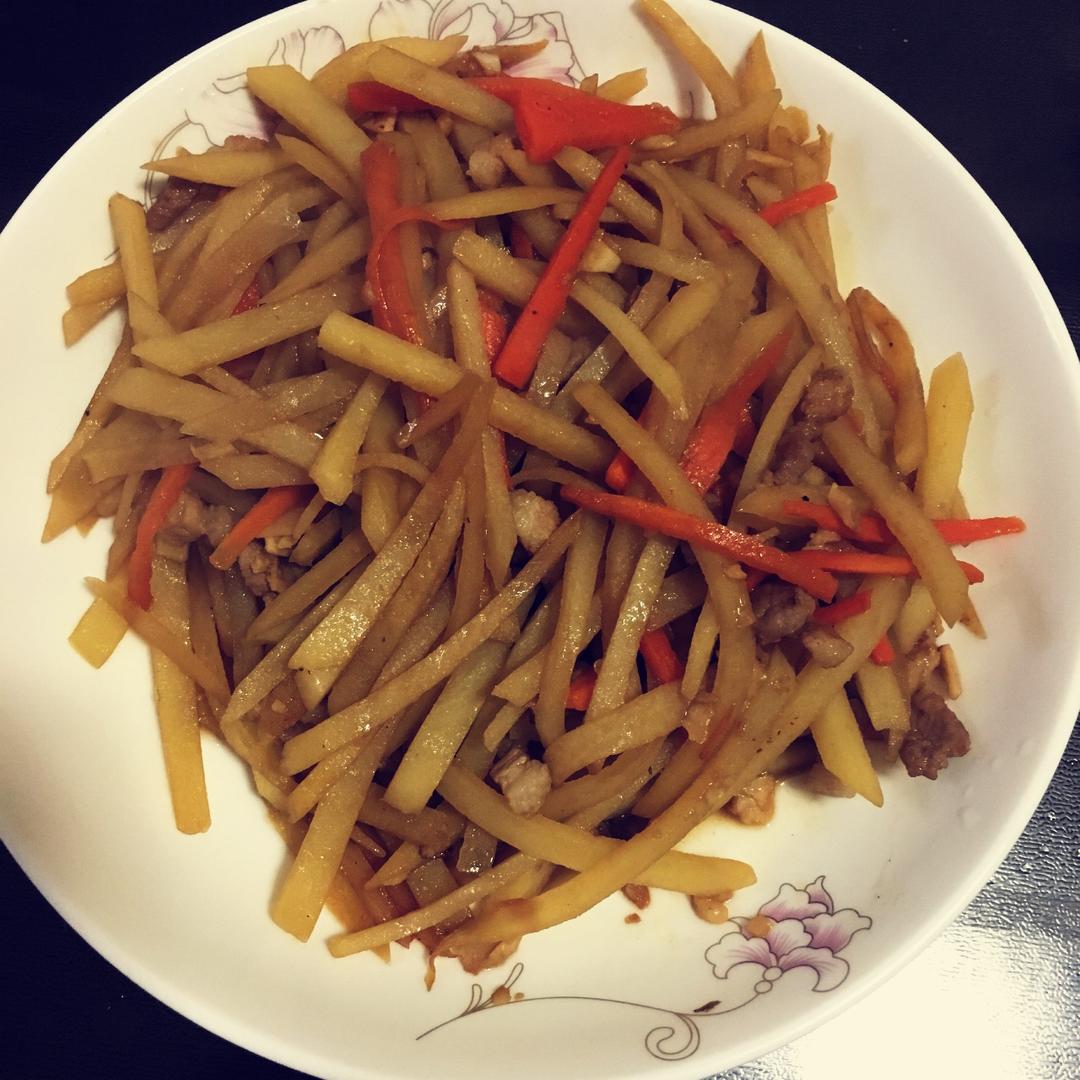土豆丝炒肉