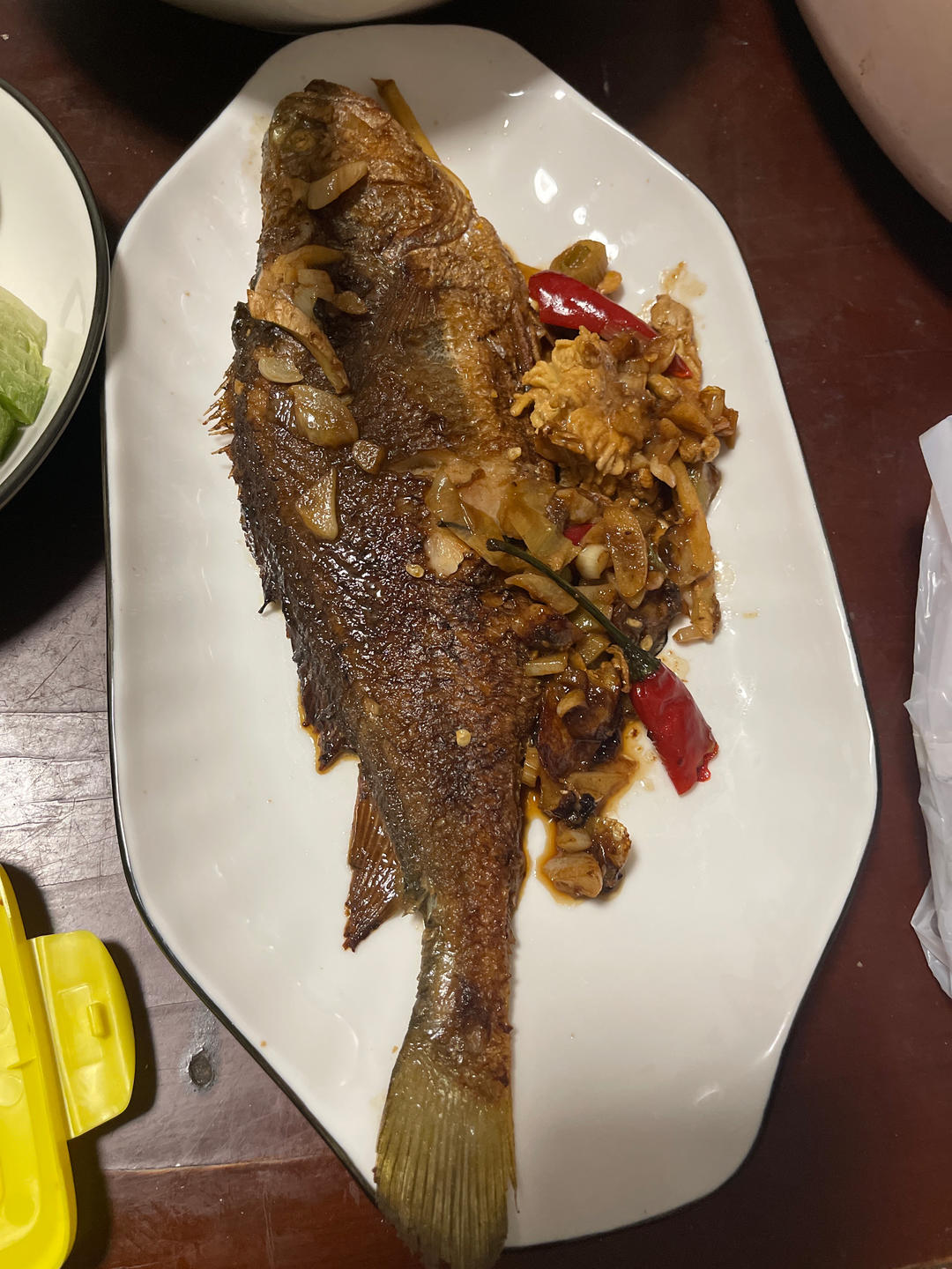 红烧黄鱼—鱼皮不破的小窍门