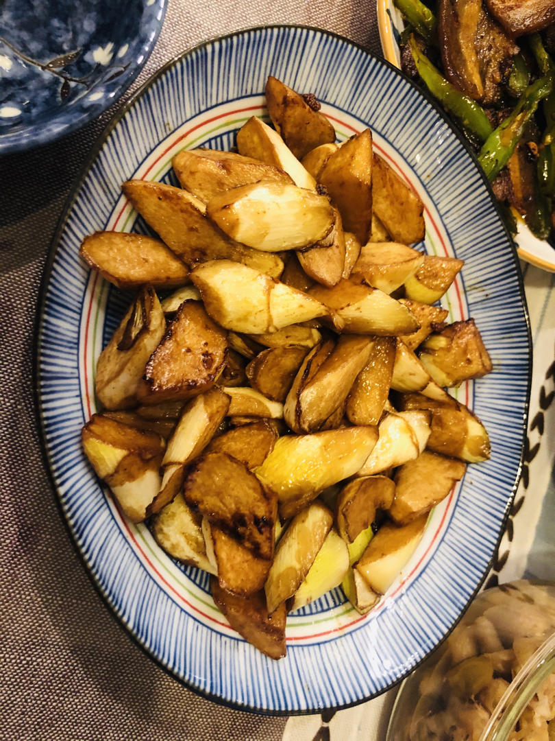 油焖茭白