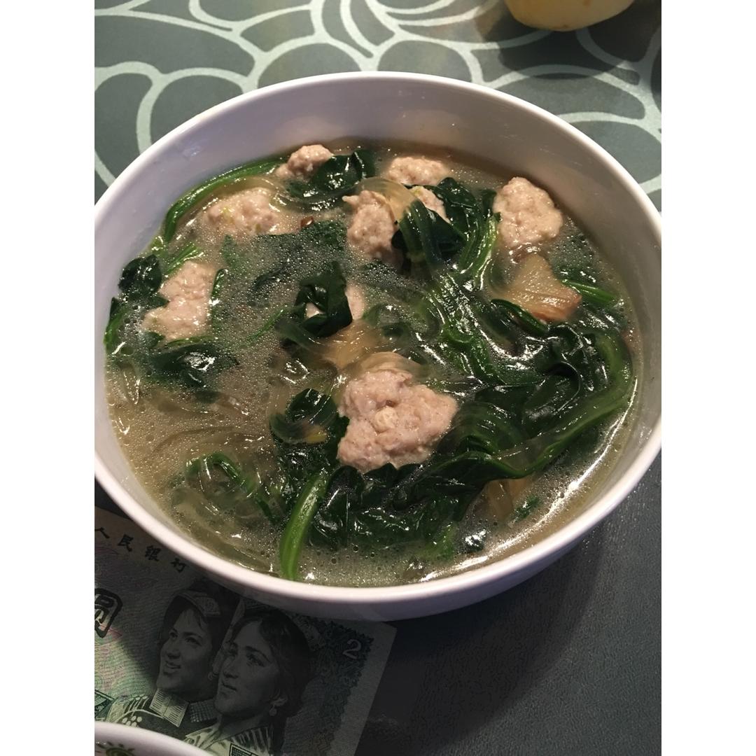 菠菜丸子汤