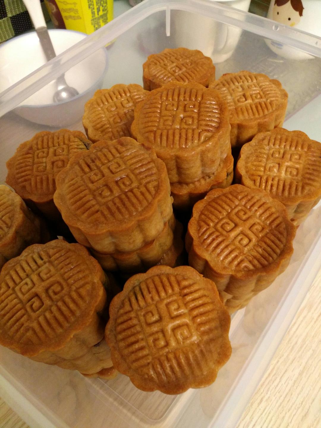 广式月饼——蛋黄莲蓉月饼
